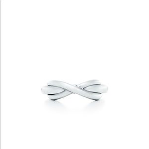 Tiffany & Co. silver infinity ring size 7